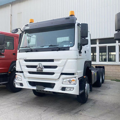 Un bon prix. EURO2 Sinotruck utilisé Howo 6x4 Tracteur Truck tête avec climatiseur manuel en ligne