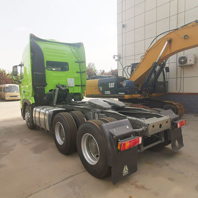 Un bon prix. Direction gauche Sinotruk Camion tracteur d'occasion 540HP Howo T7H 6X4 Camion Euro 5 en ligne