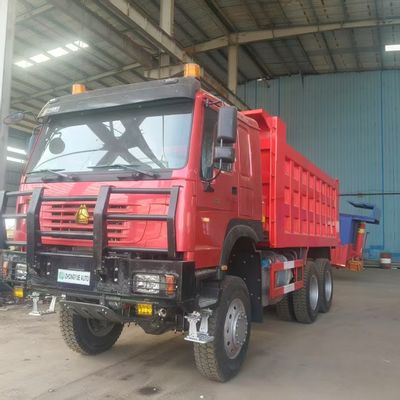 Un bon prix. 6x6 camions de décharge de l'armée 25T 10 roues 30 cube type de carburant diesel SINOTRUK comment toutes les roues à conduite TIPPER camions en bon état en ligne
