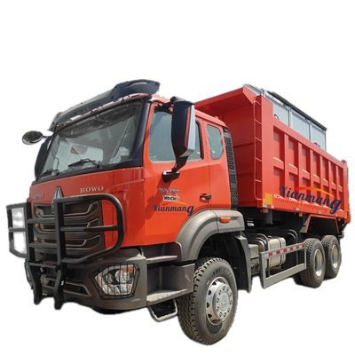 Un bon prix. SINOTRUCK Utilisé HOWO NX 6X6 380 chevaux moteur WEICHAI EURO3 toute roue entraînement 10 roues diesel camion à décharge en ligne