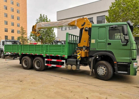 Un bon prix. Sinotruk Howo7 vert 12T 6x4 chassis déchargeur de grue boom bien vendu en Afrique. en ligne